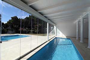 pergola estructura madera- cerramiento cristal